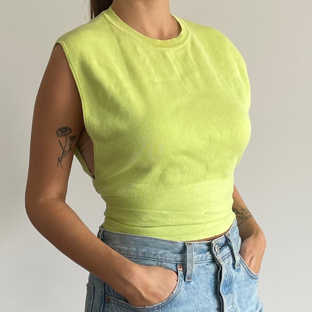 Open back knitted Zara top, fits to S-M (US 6-8)